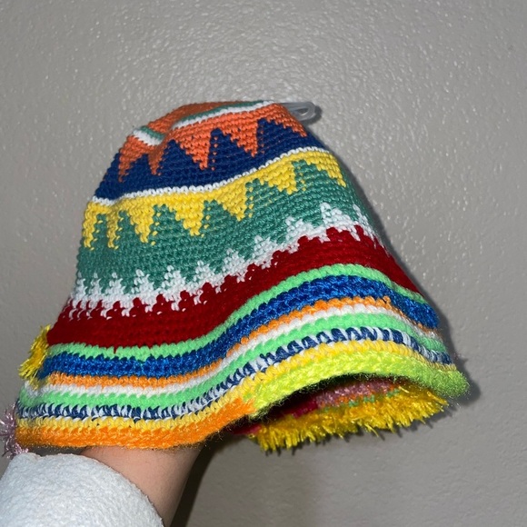 NWOT Multicolored Crotchet Cotton Blend Bucket type Hat - Picture 4 of 4